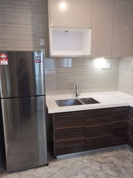 Service Residence for Sale at R&F Princess Cove Phase 1 - Peter Goh - Kitchen - PropertyGuru.com.my