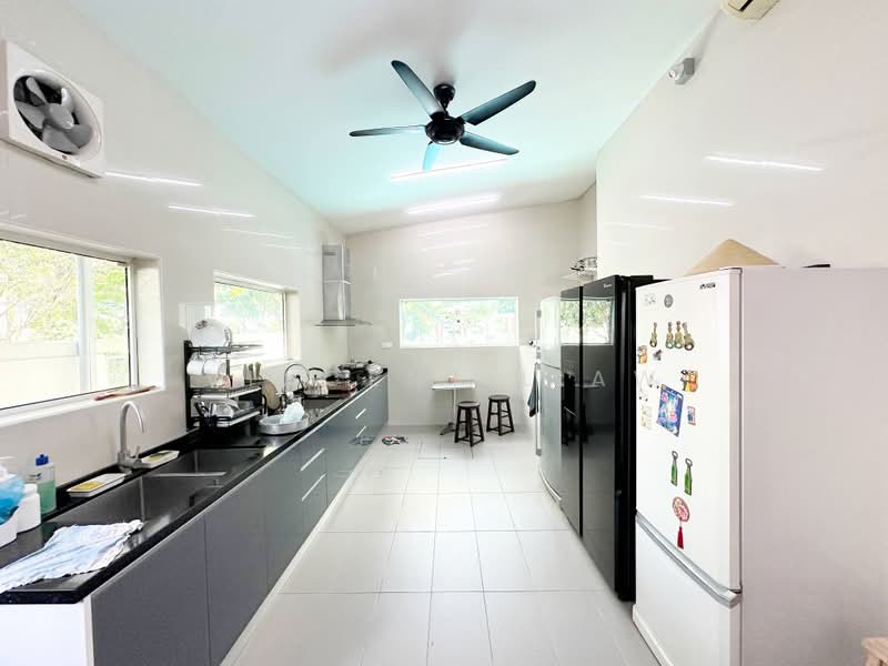 Semi-Detached House for Sale in Tropicana (Selangor) - Vincent Liaw - Kitchen - PropertyGuru.com.my