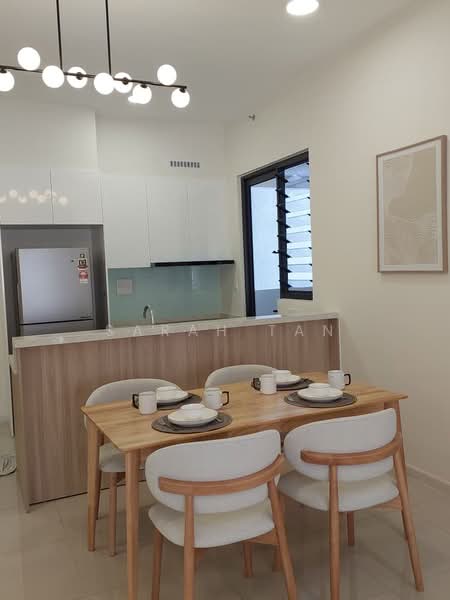 Kediaman Servis untuk Disewa di Sunway Belfield - Sarah Tan - Dining Room - PropertyGuru.com.my