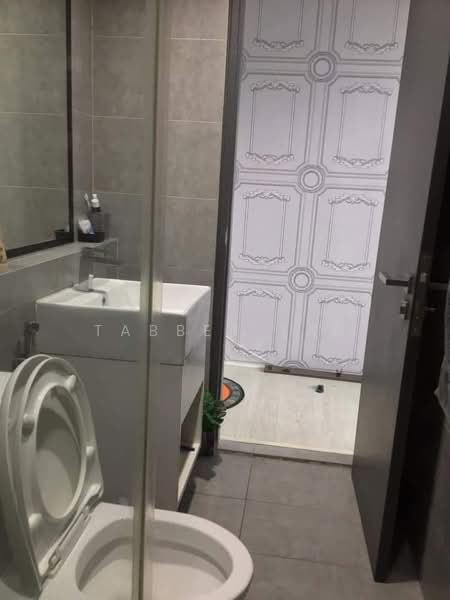 Service Residence for Sale at The Square @ One City - Tabber Tan - Bathroom - PropertyGuru.com.my