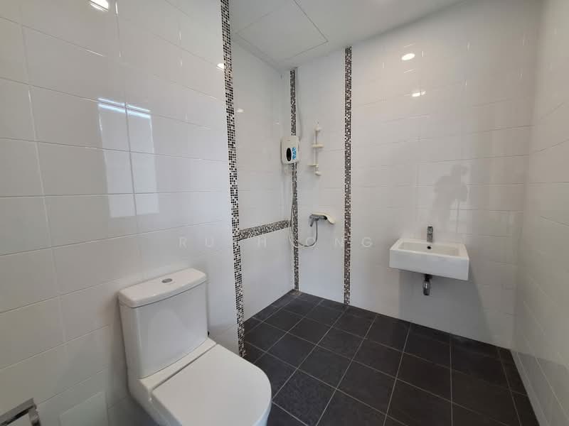 Rumah Teres 3 Tingkat untuk Dijual di Tanjung Bungah (Penang) - Ruth Ong - Bathroom - PropertyGuru.com.my