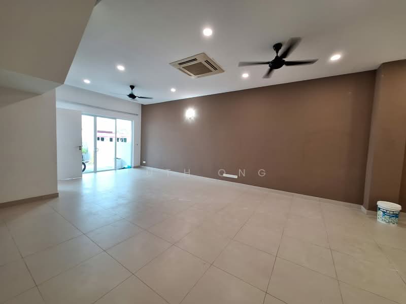 Rumah Teres 3 Tingkat untuk Dijual di Tanjung Bungah (Penang) - Ruth Ong - Living Room - PropertyGuru.com.my