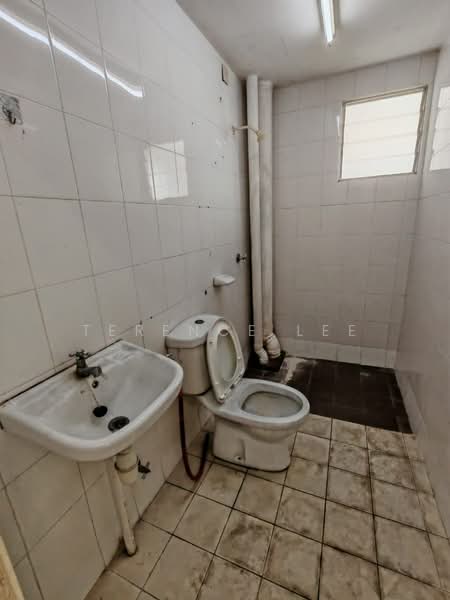 Apartment for Rent at Seri Jati - Terence Lee - Bathroom - PropertyGuru.com.my