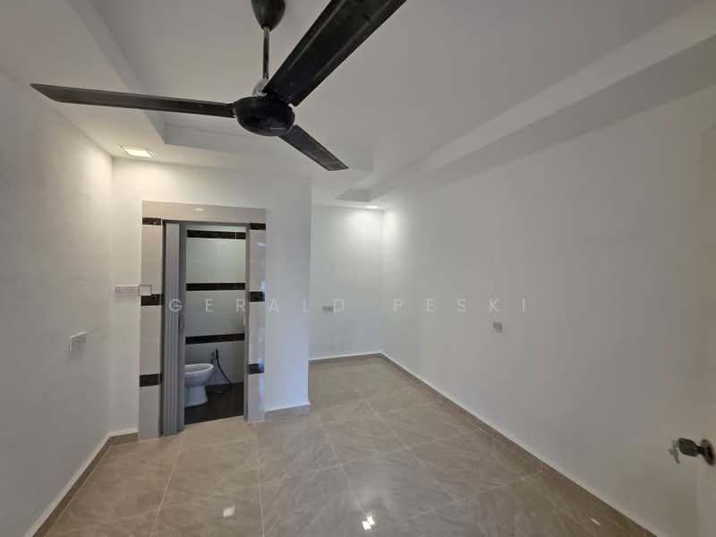 Semi-Detached House for Sale in Taman Lobak (Kulim) - Gerald Peski - PropertyGuru.com.my