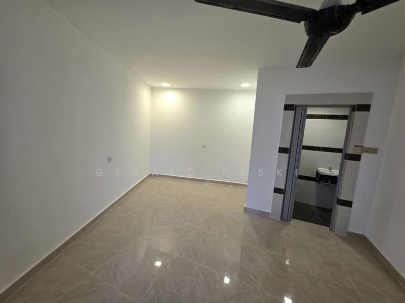 Semi-Detached House for Sale in Taman Lobak (Kulim) - Gerald Peski - PropertyGuru.com.my