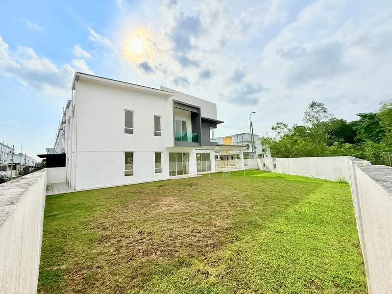 2-storey Terraced House for Sale in Bandar Sri Sendayan (Negeri Sembilan) - Hassan Basri Suhaimi - Exterior - PropertyGuru.com.my