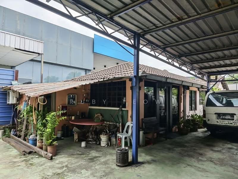 Retail Space for Rent in Kangkar Tebrau Baru (Tebrau) - Ruby Teow - Exterior - PropertyGuru.com.my