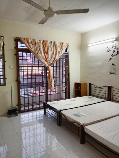 2-storey Terraced House for Sale in Bandar Laguna Merbok (Sungai Petani) - YY Koay - Bedroom - PropertyGuru.com.my