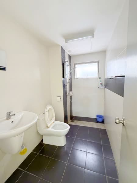 Condominium for Sale at Tiara ParkHomes - Calvin Kok - Bathroom - PropertyGuru.com.my