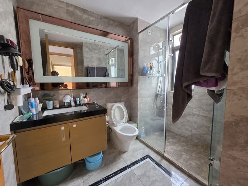 Service Residence for Sale at R&F Princess Cove Phase 1 - Bosco Eng - Bathroom - PropertyGuru.com.my