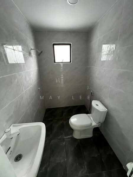 2-storey Terraced House for Sale in Bandar Baru Permas Jaya (Permas Jaya) - May Lee - Bathroom - PropertyGuru.com.my