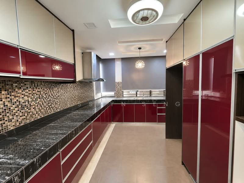 Bungalow for Rent in Taman Aman Perdana (Kapar) - Jesslyn Seng - Kitchen - PropertyGuru.com.my