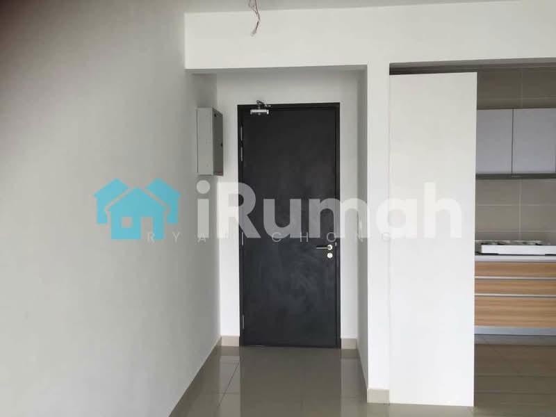 Service Residence for Sale at V-Residensi 2 - Ryan Chong - Entrance - PropertyGuru.com.my