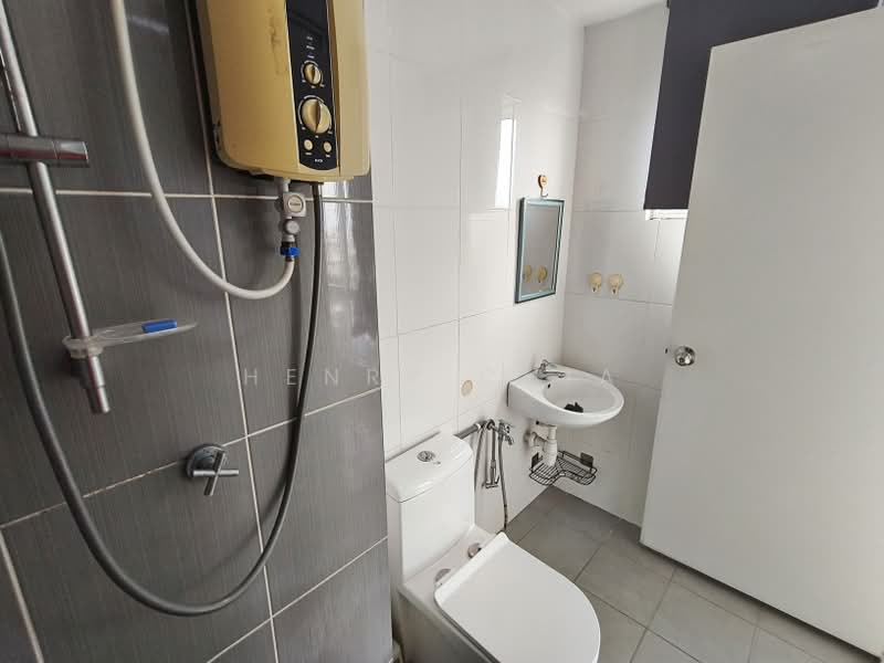 Kondominium untuk Dijual di Imperial Residence - Henry Chia - PropertyGuru.com.my