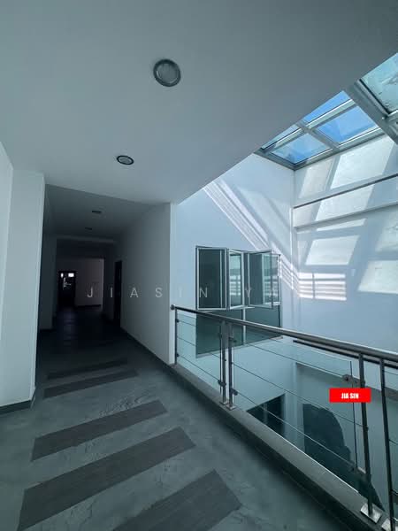 Shop for Rent in George Town (Penang) - Jiasin Yap - Corridor - PropertyGuru.com.my