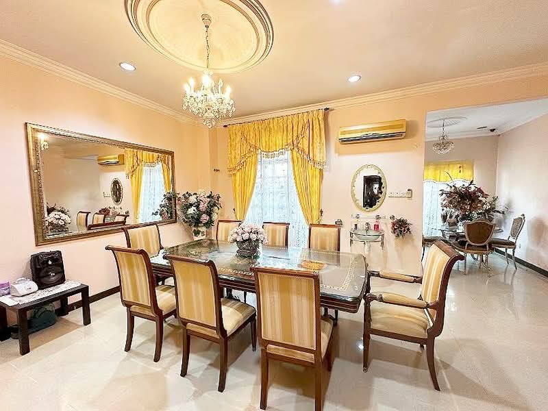 Rumah Banglo untuk Dijual di Seksyen 11 (Kota Damansara) - Vincent Liaw - Dining Room - PropertyGuru.com.my