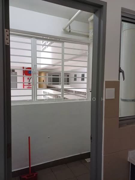 Servis Apartment untuk Disewa di Kiara Kasih - Scott Neoh - Corridor - PropertyGuru.com.my