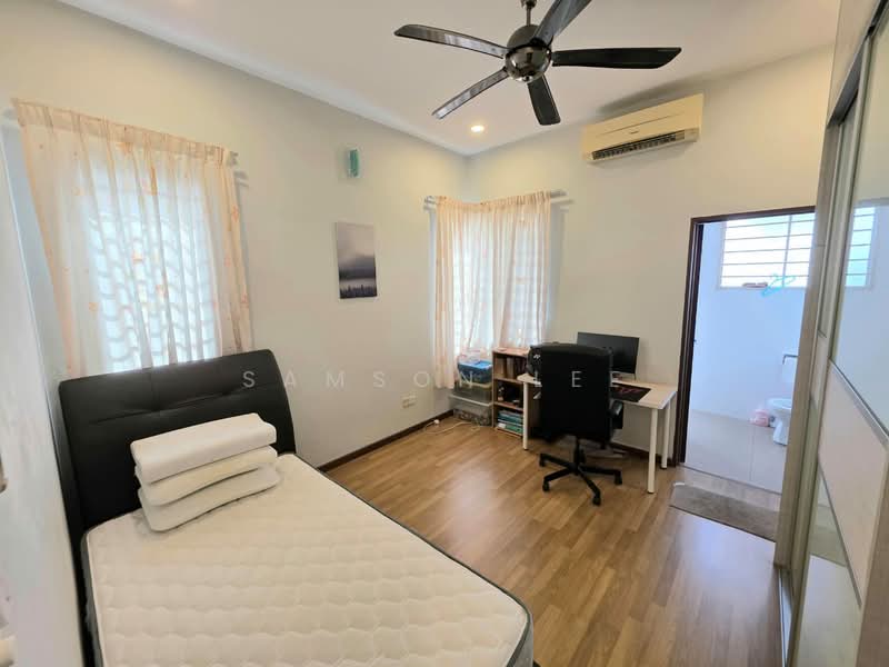 Semi-Detached House for Sale in Anggun (Rawang) - Samson Lee - Bedroom - PropertyGuru.com.my