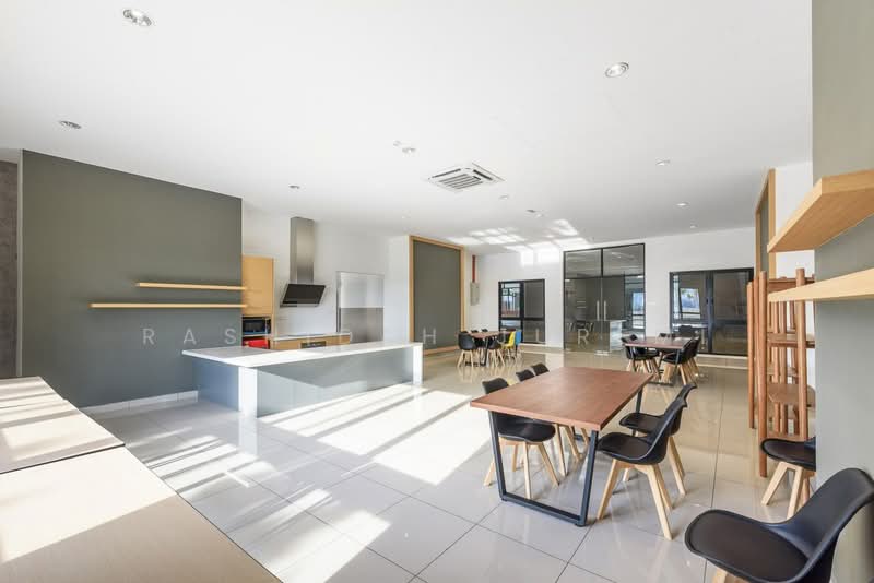 Servis Apartment untuk Dijual di Conezion Residences - Rashidah Juremi - Kitchen - PropertyGuru.com.my