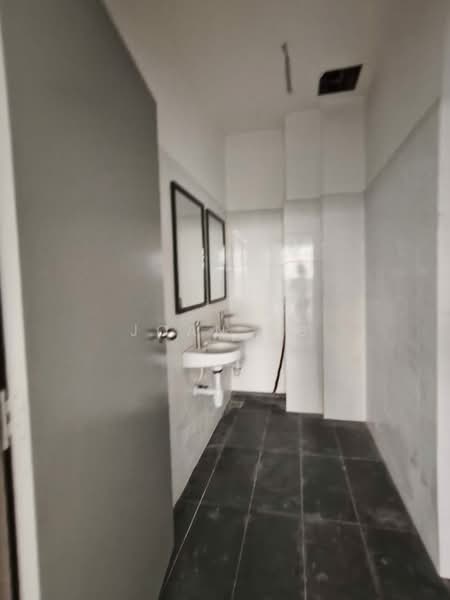 Shop / Office for Sale in Kempas (Johor Bahru) - Joan Ng - Bathroom - PropertyGuru.com.my
