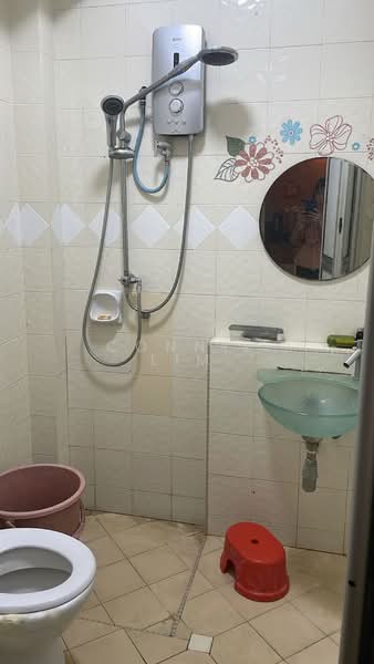 Pangsapuri untuk Dijual di Perdana Puri - Connie Lim - Bathroom - PropertyGuru.com.my