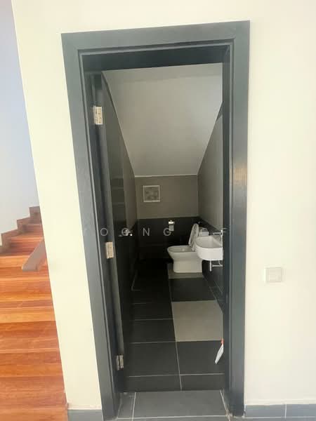 Rumah Banglo untuk Dijual di Bukit Damansara (Damansara Heights) - Yoong CF - Bathroom - PropertyGuru.com.my