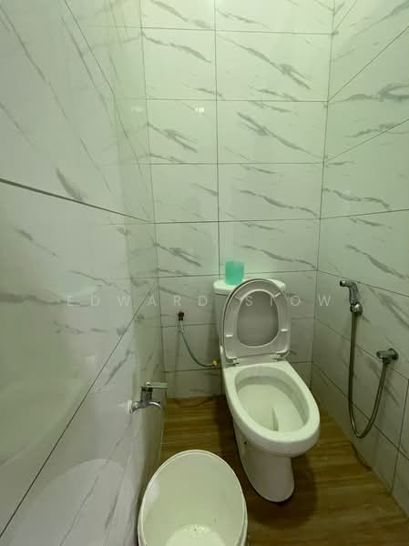 1-storey Terraced House for Rent in Skudai (Johor) - Edward Siow - Bathroom - PropertyGuru.com.my