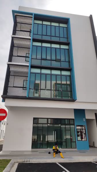 Shop / Office for Rent in Bandar Baru Permas Jaya (Permas Jaya) - Glenn Woo - Exterior - PropertyGuru.com.my