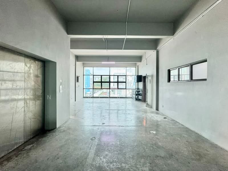 Factory for Sale in Bukit Jelutong (Shah Alam) - Nur Alia Omar - Interior - PropertyGuru.com.my