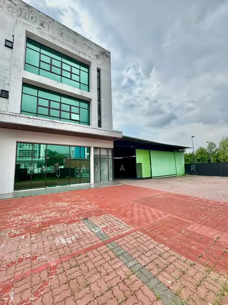 Factory for Sale in Bukit Jelutong (Shah Alam) - Nur Alia Omar - Exterior - PropertyGuru.com.my