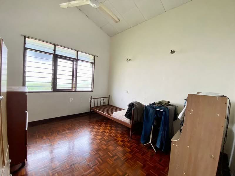 Rumah Berkembar untuk Dijual di Pantai Jerejak (Bayan Lepas) - Ping Koay - Bedroom - PropertyGuru.com.my