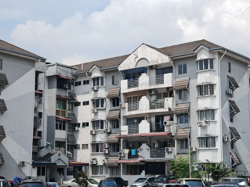 Rumah Flat untuk Dijual di Taman Sungai Besi - Kendriic Chong - Exterior - PropertyGuru.com.my