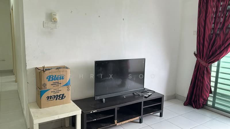 Pangsapuri untuk Disewa di South Bayu Residence (Bayu 2) - Chrix Soo - Living Room - PropertyGuru.com.my