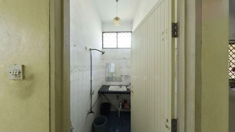 Rumah Berkembar untuk Dijual di Taman Tun Sardon (Gelugor) - Ping Koay - Bathroom - PropertyGuru.com.my