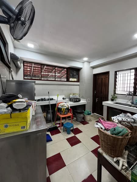 Rumah Banglo untuk Dijual di Bukit Persekutuan (Bangsar) - Yoong CF - PropertyGuru.com.my