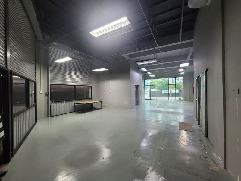 Factory for Rent in Bukit Jelutong (Shah Alam) - Nur Alia Omar - Interior - PropertyGuru.com.my