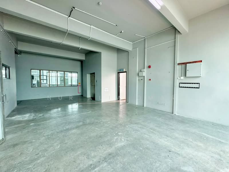 Factory for Rent in Bukit Jelutong (Shah Alam) - Nur Alia Omar - Interior - PropertyGuru.com.my