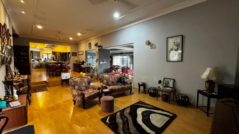 Bungalow for Sale in Pantai (Kuala Lumpur) - Yoong CF - PropertyGuru.com.my