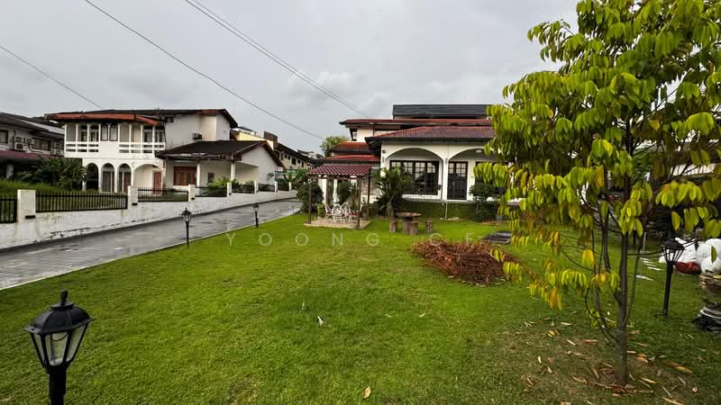 Bungalow for Sale in Pantai (Kuala Lumpur) - Yoong CF - PropertyGuru.com.my