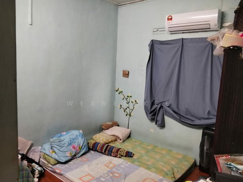 Rumah Teres 2 Tingkat untuk Dijual di Bandar Baru Permas Jaya (Permas Jaya) - Werner Kee - Bedroom - PropertyGuru.com.my