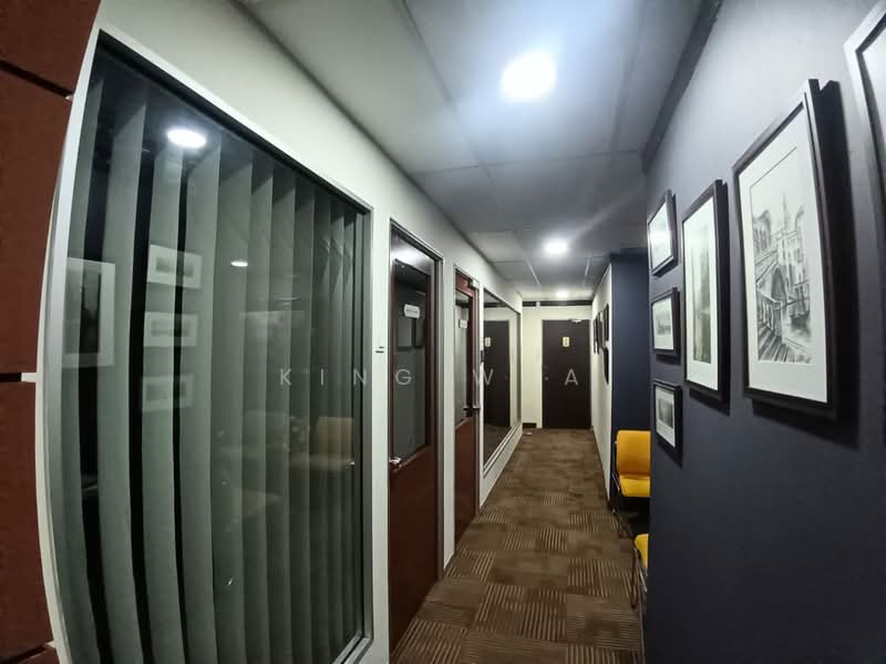 Shop for Sale in Wangsa Maju (Kuala Lumpur) - King Wha - Corridor - PropertyGuru.com.my