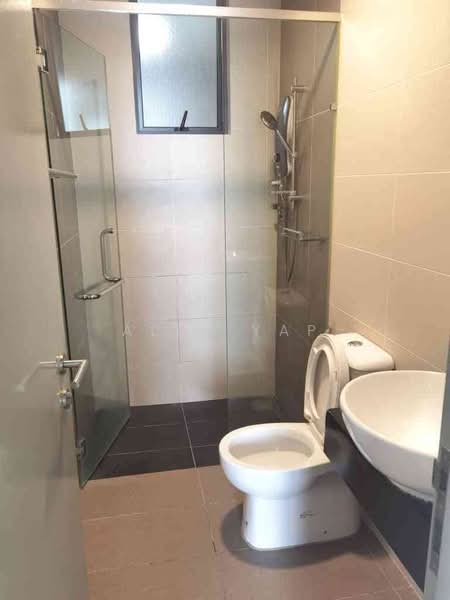 Kediaman Servis untuk Dijual di LakePark Residence @ KL North - Alex Yap - Bathroom - PropertyGuru.com.my