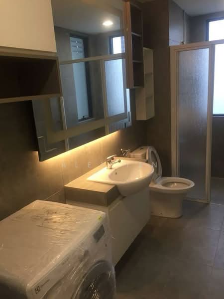 Servis Apartment untuk Dijual di USJ One (You One) - Alex Yen - Bathroom - PropertyGuru.com.my