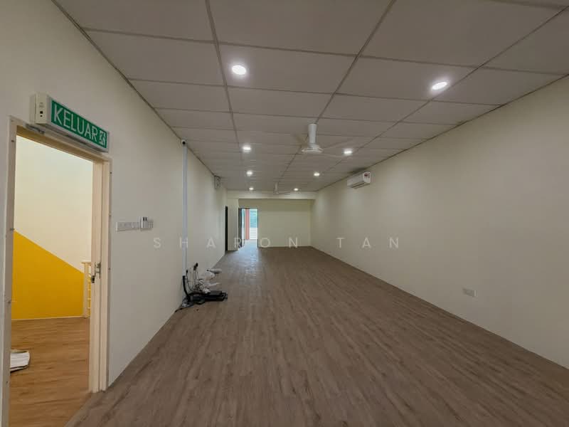 Kedai / Pejabat untuk Disewa di Taman Molek (Johor Bahru) - Sharon Tan - Interior - PropertyGuru.com.my