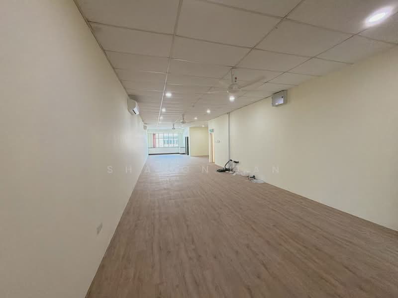 Kedai / Pejabat untuk Disewa di Taman Molek (Johor Bahru) - Sharon Tan - PropertyGuru.com.my