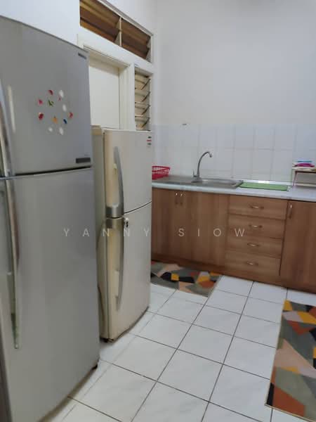 Kondominium untuk Dijual di Seri Maya Condominium - Yanny Siow - Kitchen - PropertyGuru.com.my
