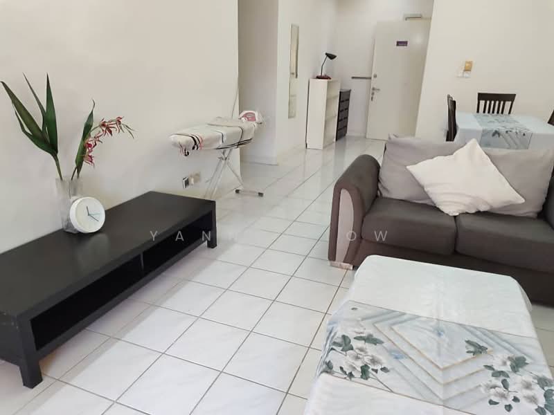 Kondominium untuk Dijual di Seri Maya Condominium - Yanny Siow - Living Room - PropertyGuru.com.my