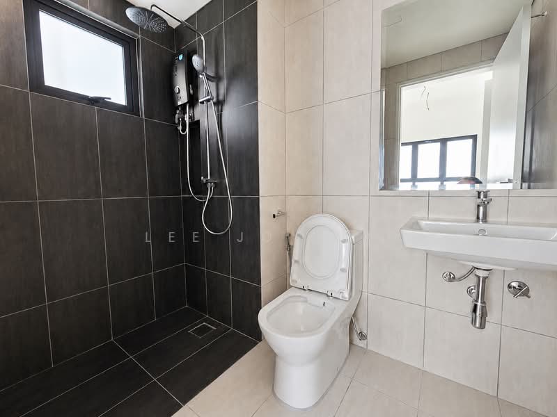 Servis Apartment untuk Disewa di Subang Jaya City Centre (SJCC) : Teja - Lee Jo Surf - Bathroom - PropertyGuru.com.my