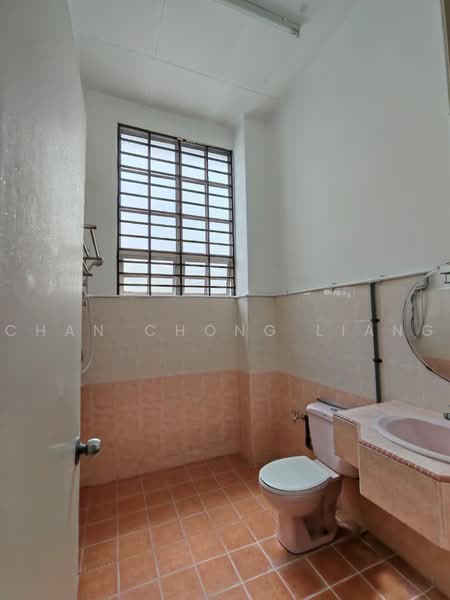 Rumah Teres untuk Dijual di Bandar Bukit Puchong (Puchong) - Chan Chong Liang - Bathroom - PropertyGuru.com.my