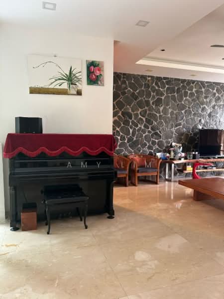 Bungalow for Rent in Taman Equine (Seri Kembangan) - Amy Lim - Living Room - PropertyGuru.com.my